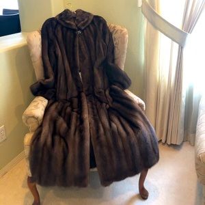 NWT 💯 REAL MINK FLOOR LENGTH COAT